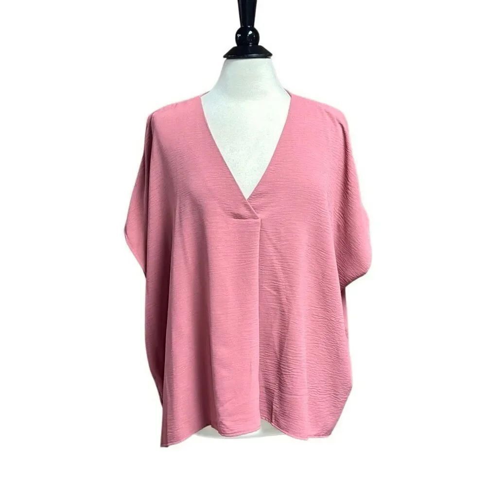 Entro Women’s Oversized Short Sleeve V-Neck Blouse Sz Medium NEW